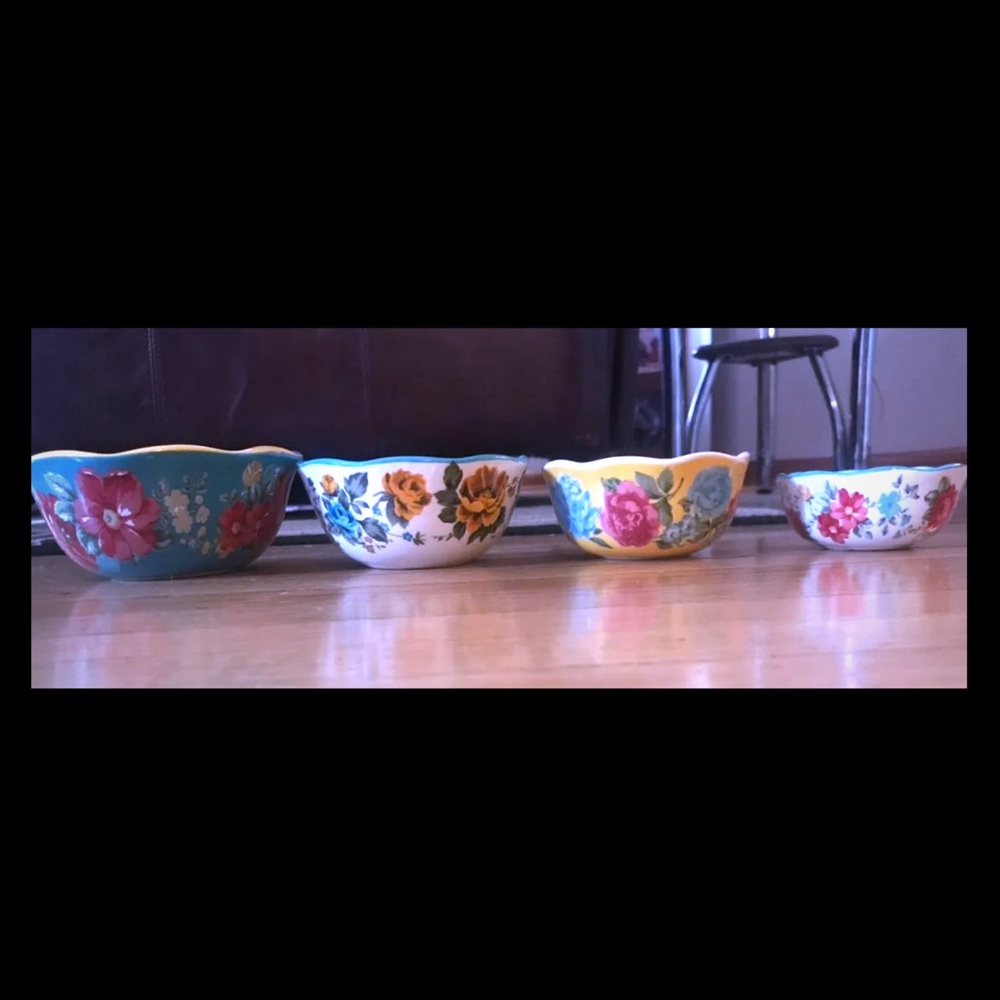 Measuring cups